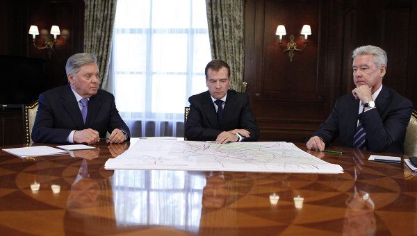 Президент РФ Д.Медведев встретился с губернатором Московской обл. Б.Громовым и мэром столицы С.Собяниным