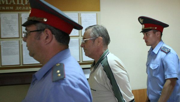 Старший эксперт камского филиала российского речного регистра Яков Ивашов доставлен в Вахитовский суд Казани
