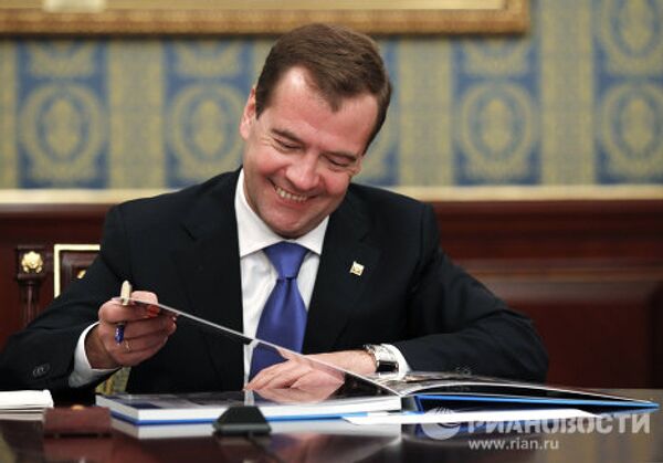 Президент России Дмитрий Медведев провел встречу с руководителями предпрятий малого бизнеса г. Заречного Пензенской области