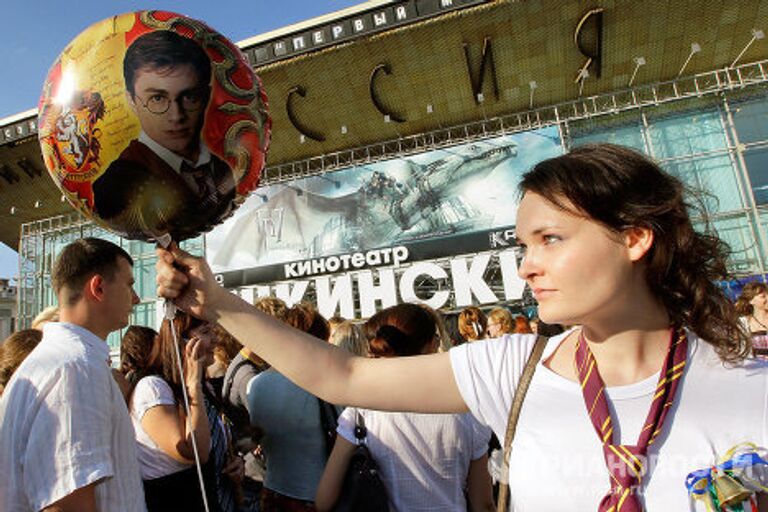 Российская премьера фильма Гарри Поттер и Дары Смерти. Часть 2