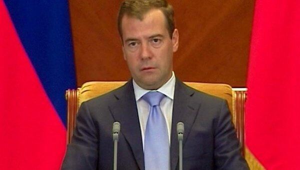 Медведев требует, чтобы за Булгарию ответили не только стрелочники