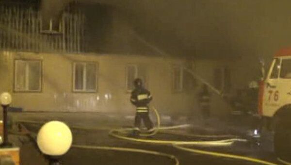 Гостиница сгорела на улице Нижние поля в Москве