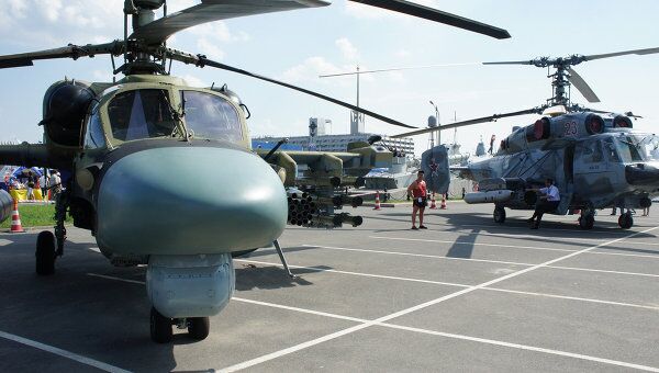 Вертолеты Ка-29 и Ка-52 на Международном военно-морском салоне в Санкт-Петербурге