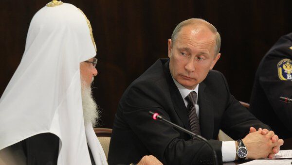 Встреча премьер-министра РФ Владимира Путина с представителями религиозных и общественных организаций России
