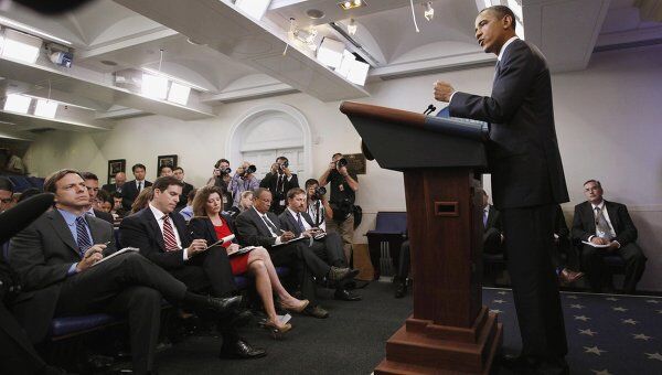Барак Обама на брифинге в Белом доме