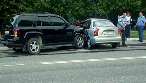 Два  Chevrolet столкнулись на улице генерала Белова 