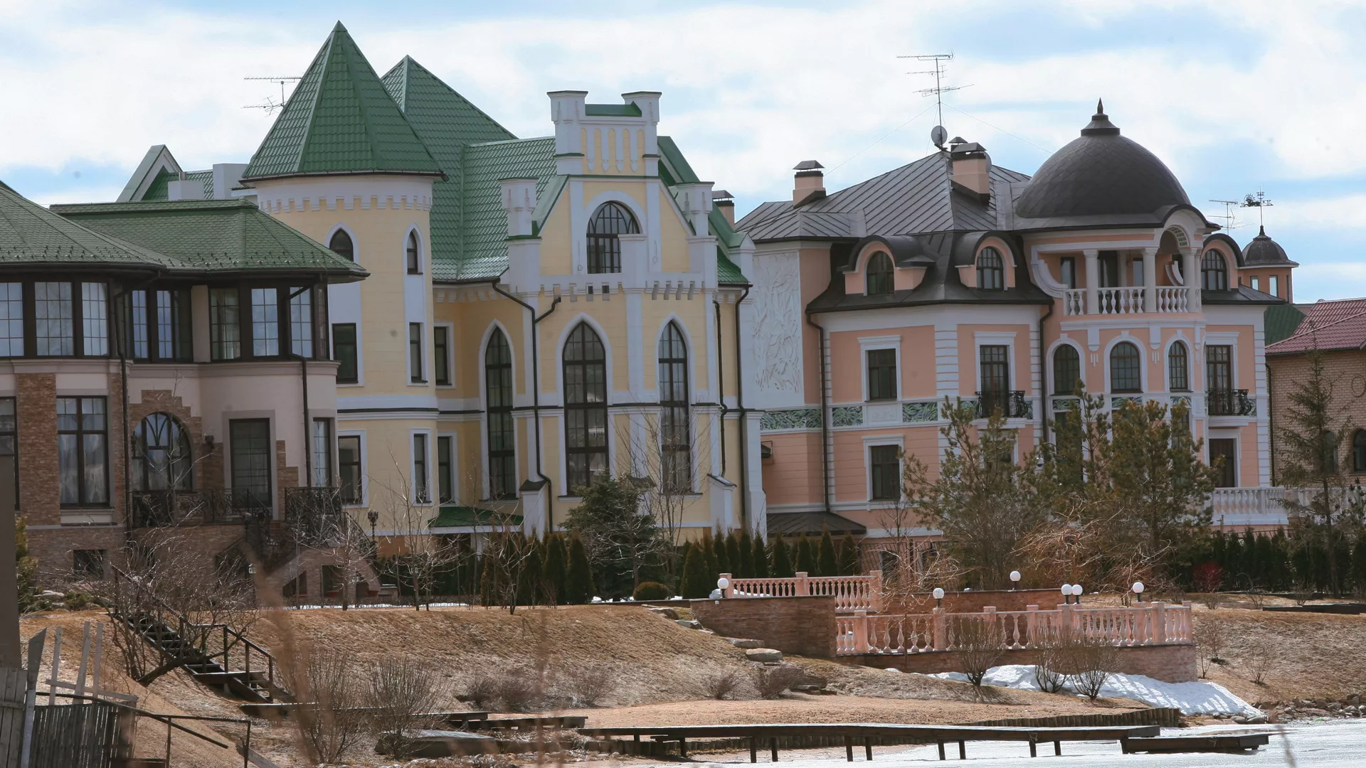 Коттеджный поселок в Подмосковье - РИА Новости, 1920, 28.02.2025