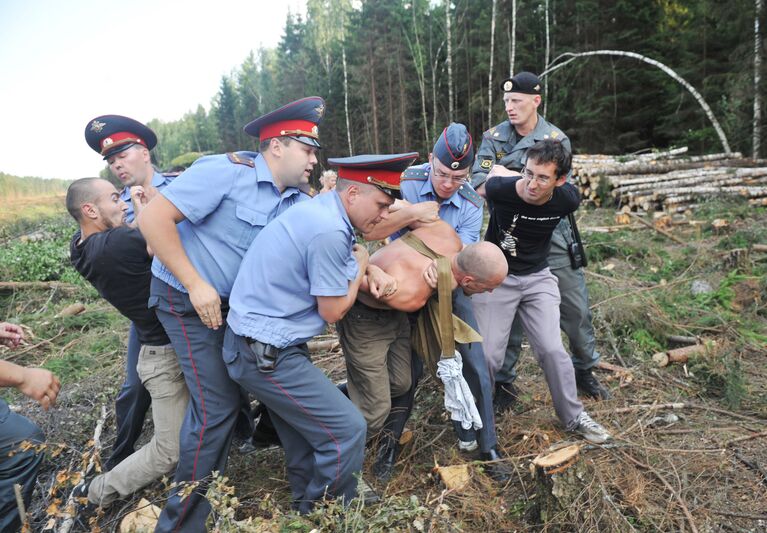 Акция в защиту Солнечногорского леса