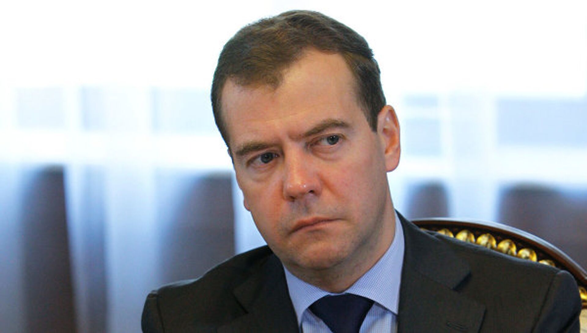 Журналист Медведев. Медведев на дне.