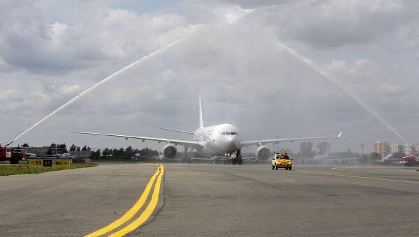 Airbus А330 в аэропорту Внуково. Архив