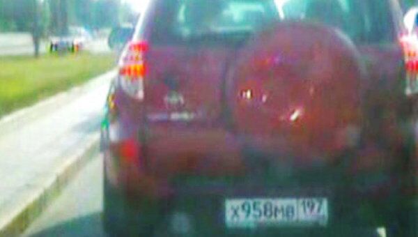 ГИБДД обнародовала видео инцидента с беременной женщиной на Кутузовском