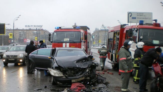 Столичные милиционеры доказали невиновность водителя Мерседеса вице–президента Лукойла в скандальной аварии на Ленинском проспект