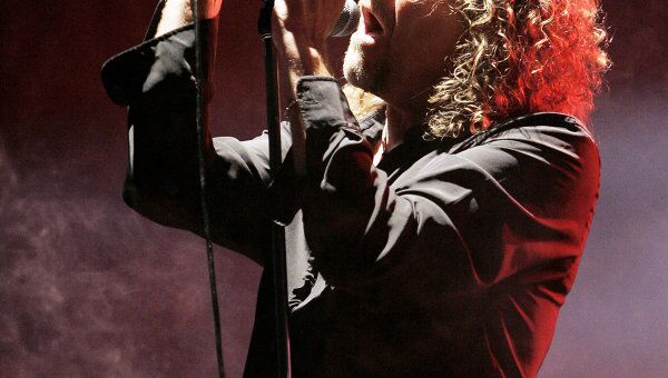 Экс-вокалист Led Zeppelin выступит в Москве с новым альбомом
