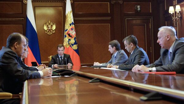 Дмитрий Медведев проводит совещание в резиденции Горки