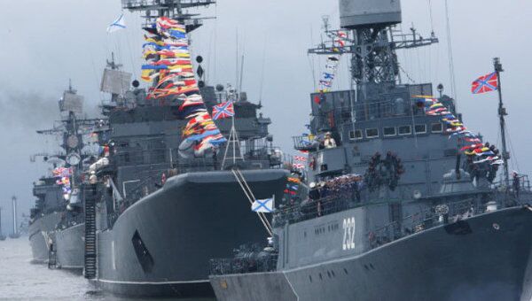 Военно-морской флот России отмечает 315 лет со дня основания