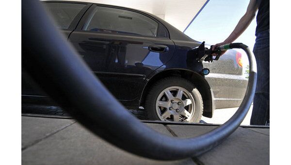 Дворкович: повышение акцизов на бензин не ударит по автовладельцам