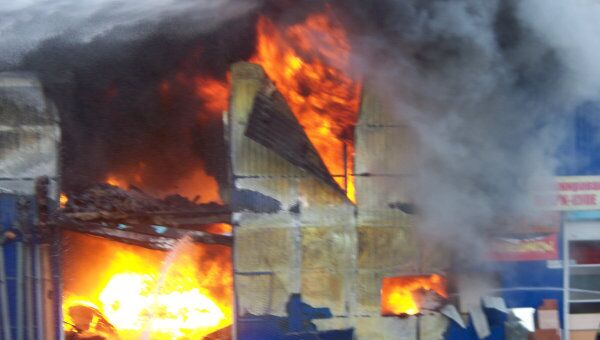 Пожар на строительном рынке Каширский двор-3 в Ленинском районе