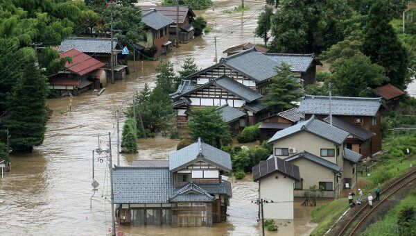 Наводнение из-за дождей в Японии