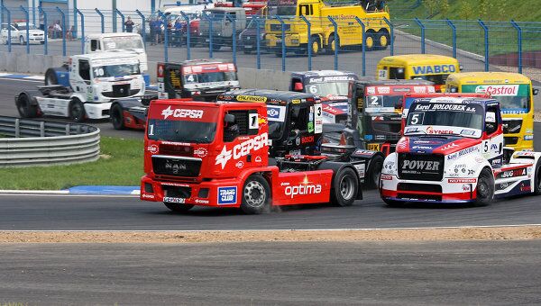 Шестой этап чемпионата Европы по кольцевым гонкам на грузовиках в Смоленске