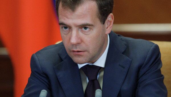 Медведев утвердил положение об Общественном совете при МВД РФ