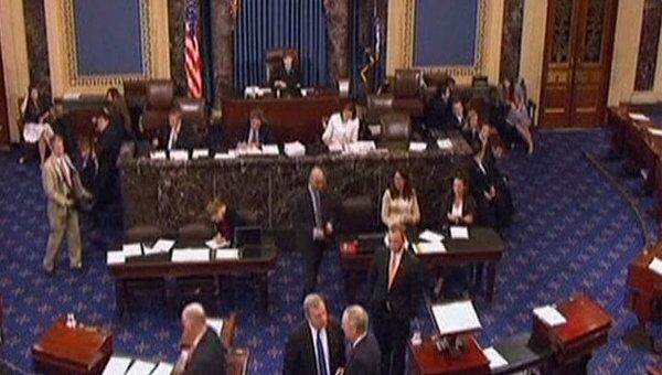 Законопроект о потолке госдолга США одобрен палатой представителей 