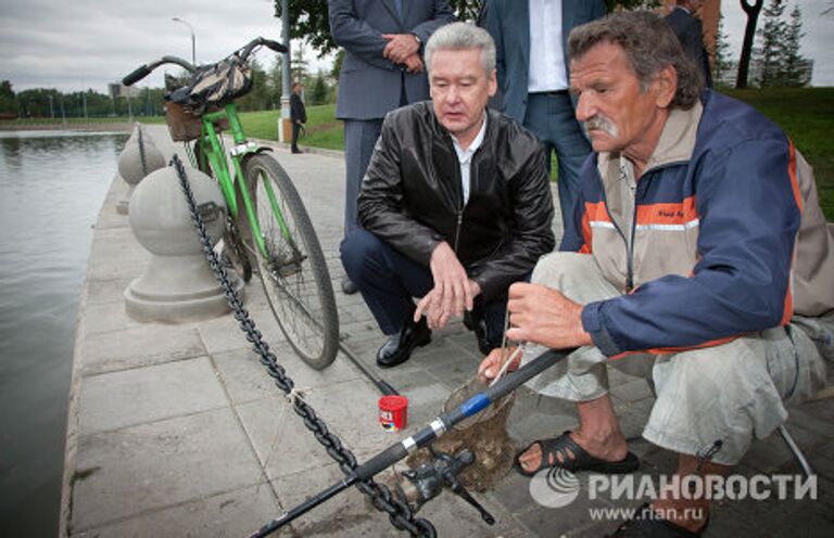 Посещение Сергеем Собяниным московского парка Радуга