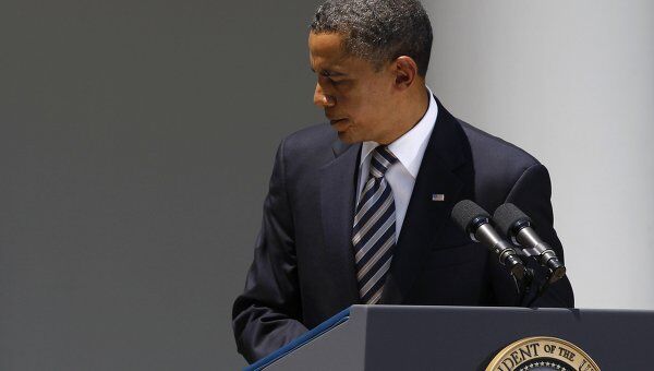 Выступление Барака Обамы в Розовом саду Белого дома после того, как конгресс утвердил законопроект по госдолгу