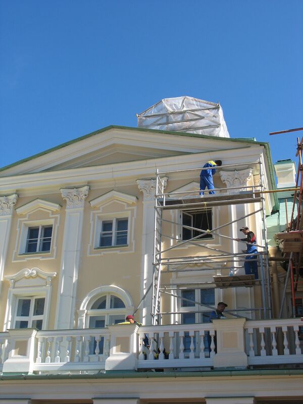 Фасадные работы на Большом Меншиковском дворце