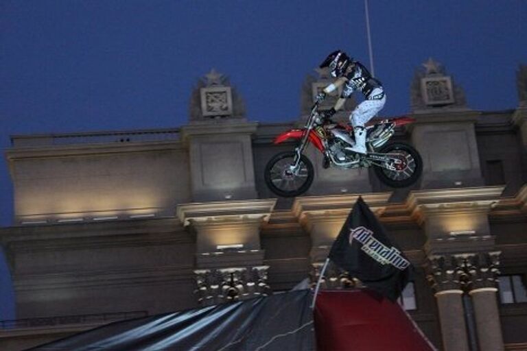 Шоу Adrenaline FMX Rush