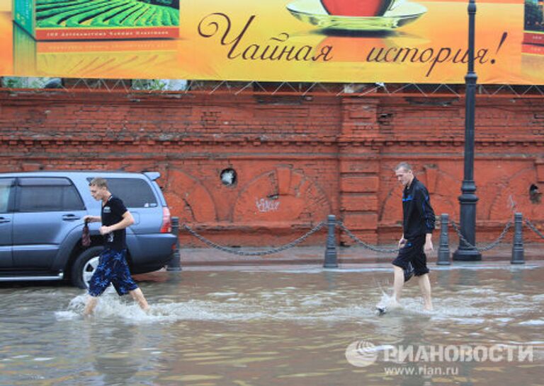 Последствия сильного ливня во Владивостоке