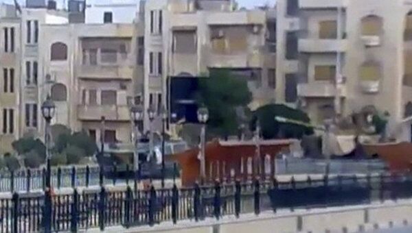 Столкновения правительственных сил и противников президента Башара Асада в сирийском городе Хама 