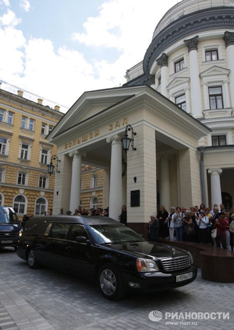 Прощание с пианистом Николаем Петровым