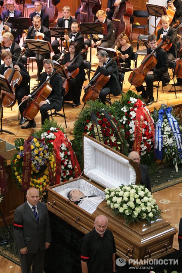 Прощание с пианистом Николаем Петровым
