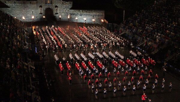 Королевский фестиваль военных оркестров (The Royal Military Tattoo) в Эдинбурге