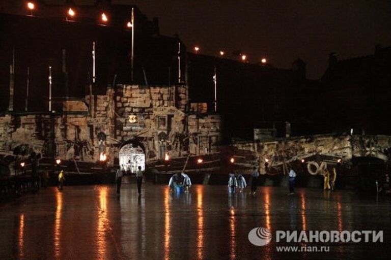 Королевский фестиваль военных оркестров (The Royal Military Tattoo) в Эдинбурге