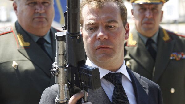 Президент РФ Д.Медведев посетил Десятую отдельную бригаду специального назначения Минобороны РФ