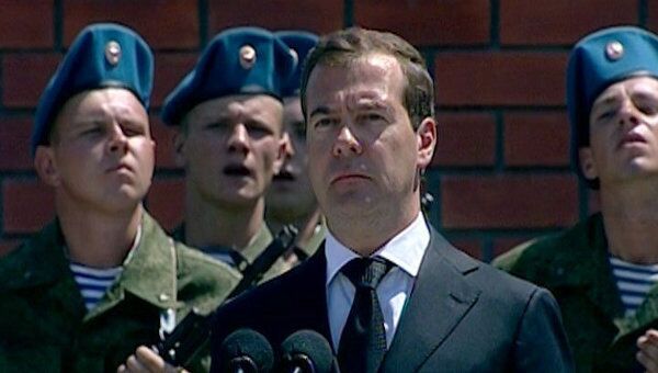 Медведев вручил орден Жукова бригаде спецназа, воевавшей в Южной Осетии