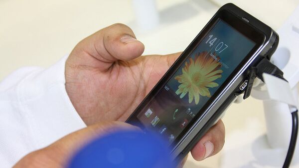 Телефон Samsung на платформе Android