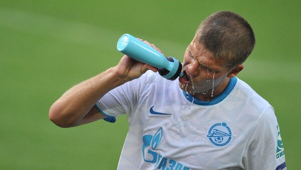 Денисов из-за травмы не сыграет за сборную России против сербов
