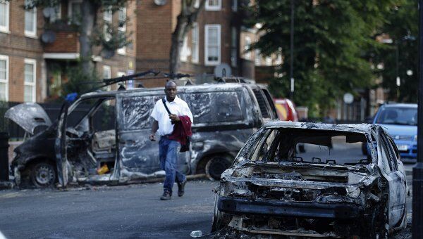 Беспорядки в Лондоне унесли жизнь одного человека