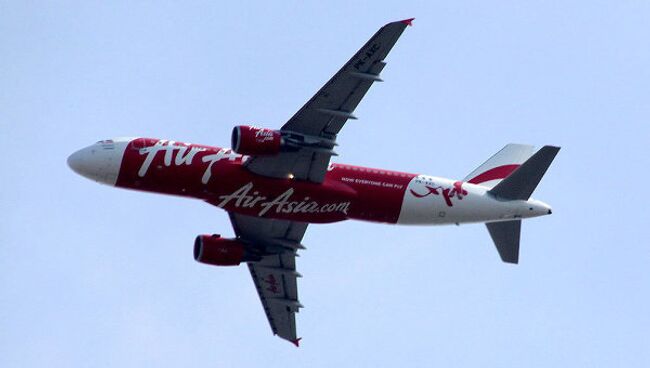 Самолет авиакомпании AirAsia. Архивное фото