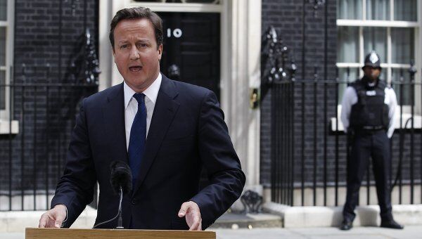 Премьер-министр Великобритании Дэвид Кэмерон по итогам заседания чрезвычайного комитета COBRA