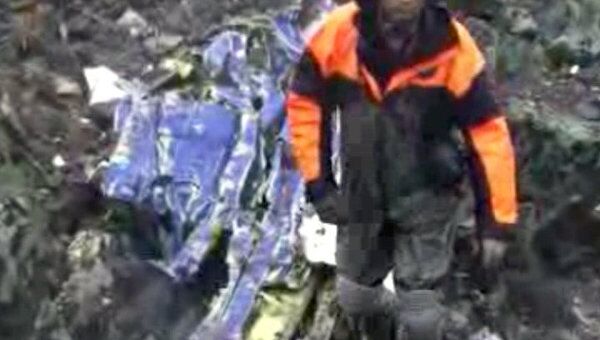 Видео с места крушения самолета Ан-12 в Магаданской области