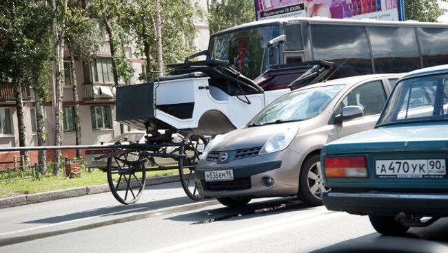 Карета столкнулась с Nissan на юге Петербурга 