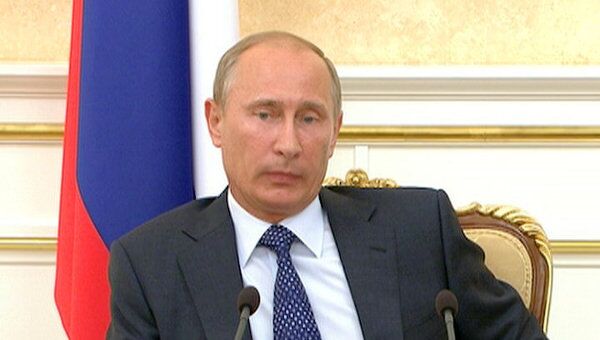 Путин призвал чиновников поддержать работу Агентства стратегических инициатив