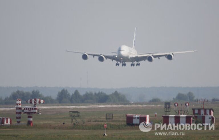 Прилет Аэробуса А-380 на авиасалон МАКС-2011