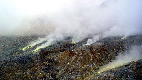 Вулкан Папандаян в провинции Западная Ява в Индонезии. Архив