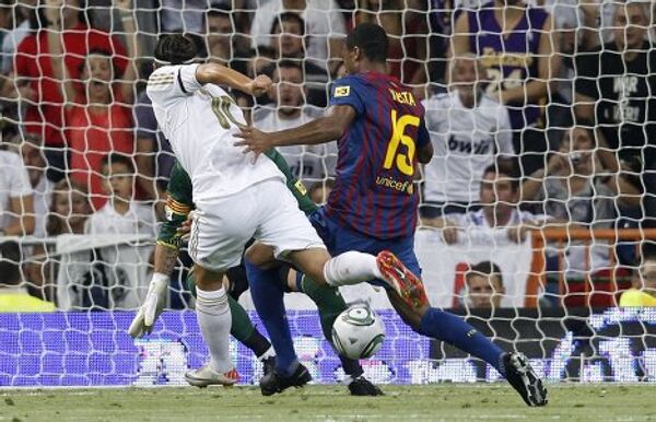 Игровой момент матча Реал - Барселона