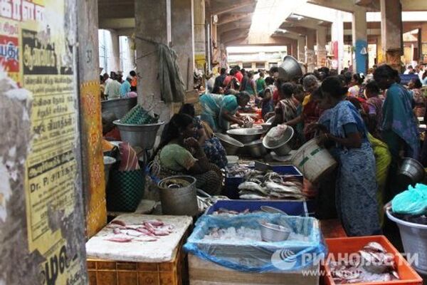 Рыбный торг в индийском городе Пондишери (Пудучерри)
