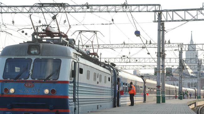 Поезд. Архив